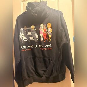 Men’s Large Black Graphic Hoodie